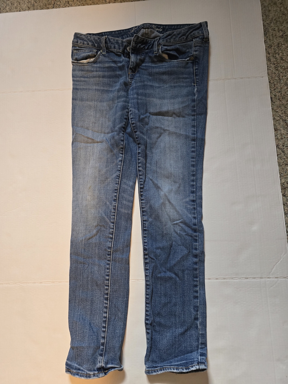 American Eagle Outfitters Women's Skinny Jeans in Medium Blue Wash